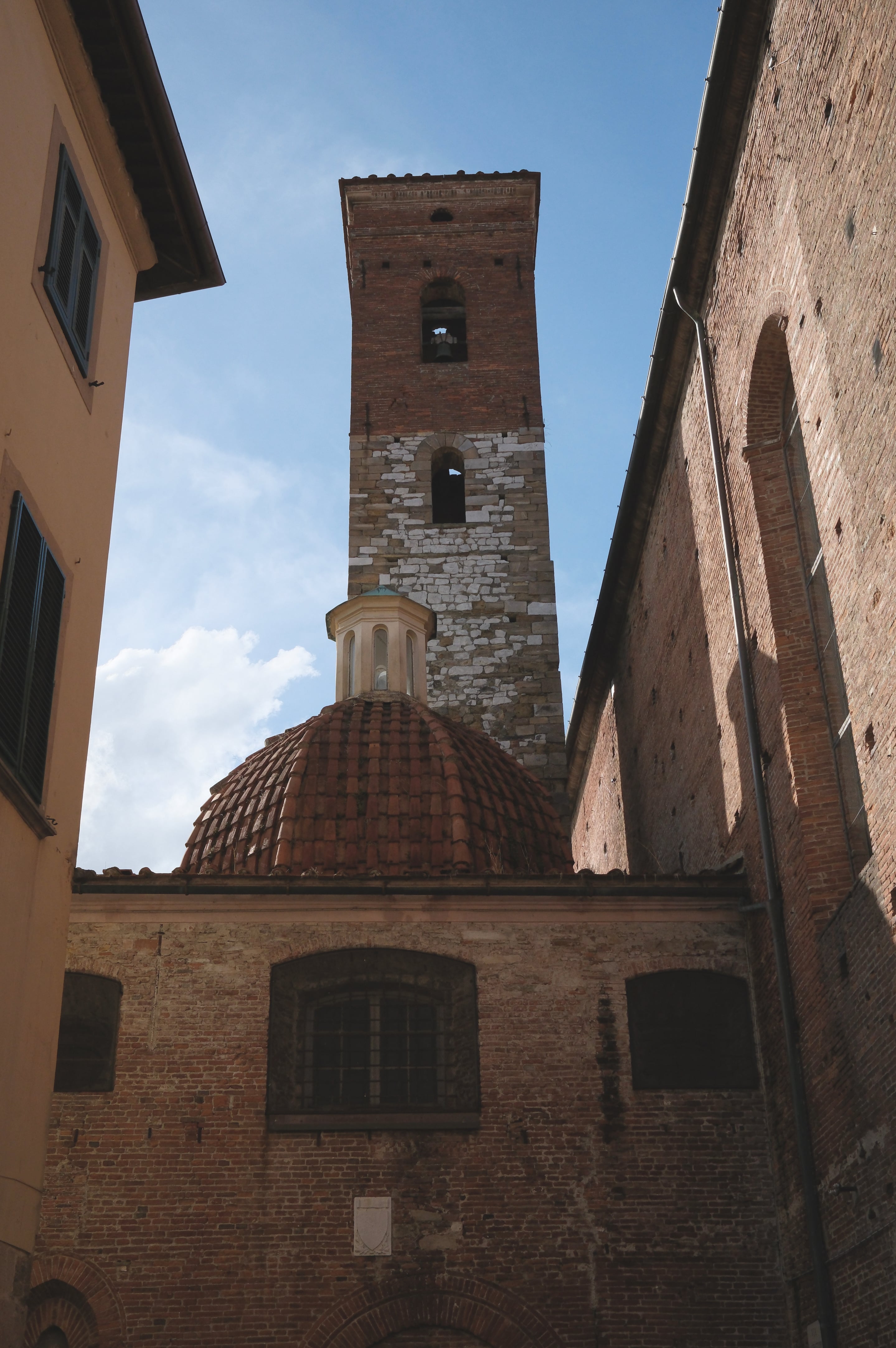 Tuscany - Photo 2